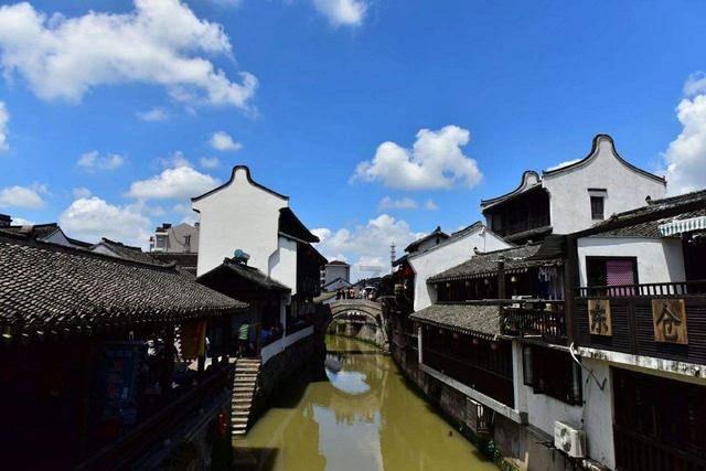 虫虫助手下载